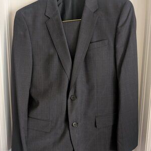 Hugo Boss Beautiful Men's Suit-40R